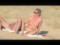 hidden vid of hot French couple on the beach 6