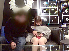二十歳の素人女子のえちえちパイパンボディをめちゃくちゃ生ハメ