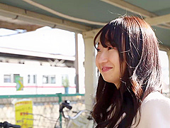 可愛い顔してエッチすぎる人妻が登場！清楚なフリしてチンポに貪欲アクメ