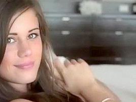 nena super linda se masturba