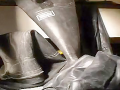 nlboots - could not get closer to bata waders, blue rubber