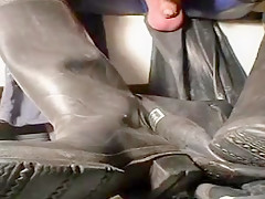 nlboots - could not get closer to bata waders, blue rubber