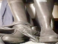 nlboots – could not get closer to bata waders, blue rubber