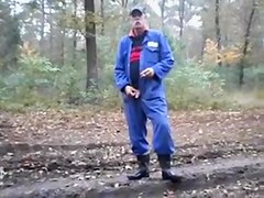 nlboots - to pee or not to pee, in any case going home