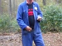 nlboots - to pee or not to pee, in any case going home