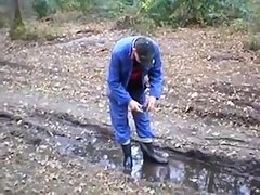 nlboots - to pee or not to pee, in any case going home