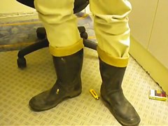nlboots - what makes a fellow (two)