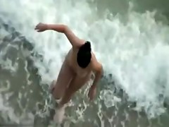 pair surpris en pleine baise a la plage plage