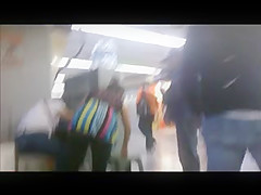 puta en el metro