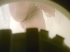 shower latina