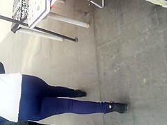 spy sexy ass in street romanian