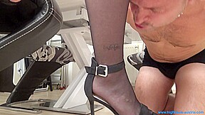 teen 18+-dom college girl shoe worship by Femdom Austria
