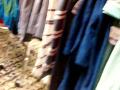 upskirt on shorts see bottom cheeks
