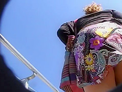 upskirt